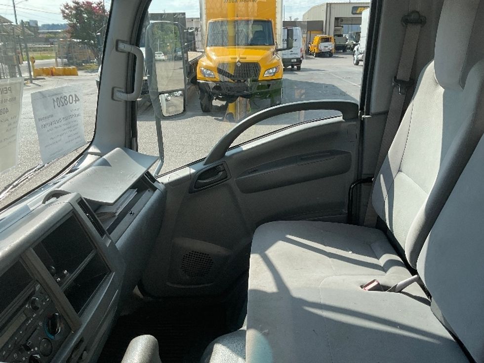 Light Duty Box Truck-Light and Medium Duty Trucks-Isuzu-2022-NPR-Birmingham-AL-277,232\n\t\tmiles-$ 29,000 - Image 18