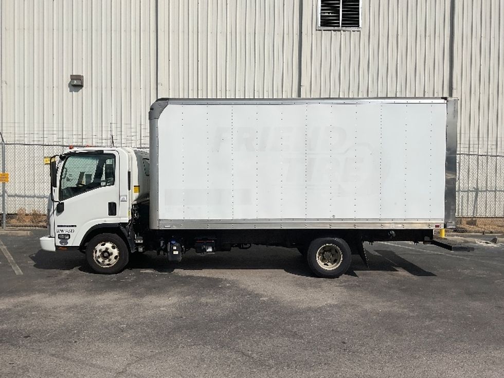 Light Duty Box Truck-Light and Medium Duty Trucks-Isuzu-2022-NPR-Birmingham-AL-277,232\n\t\tmiles-$ 29,000 - Image 4