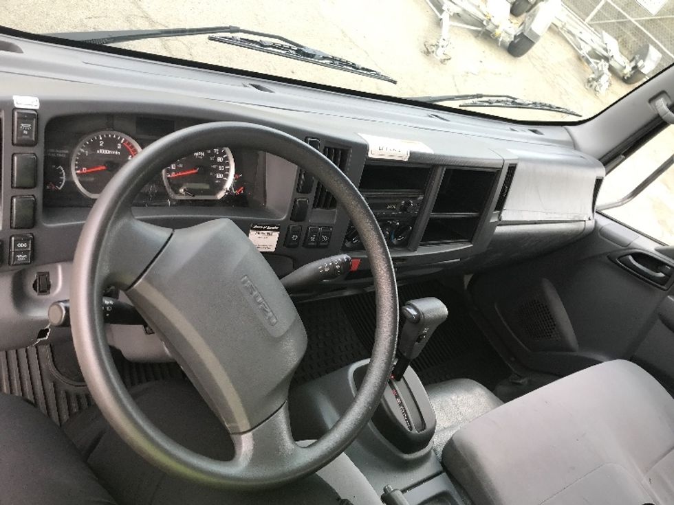 Light Duty Box Truck-Light and Medium Duty Trucks-Isuzu-2022-NPR-Ceres-CA-108,756\n\t\tmiles-$ 43,250 - Image 17