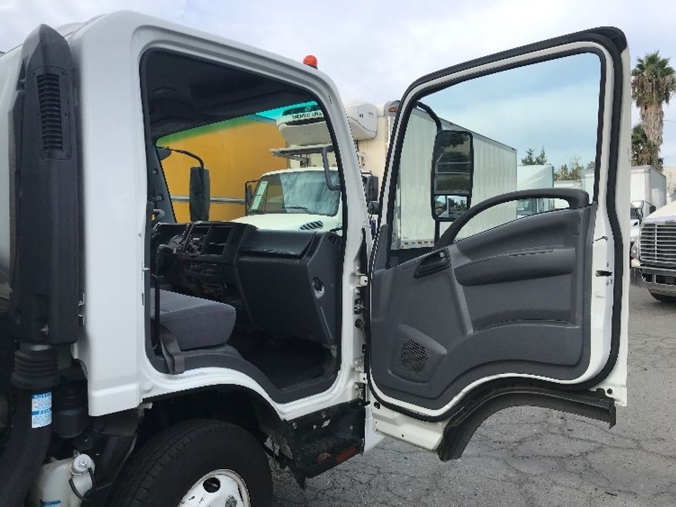 Light Duty Box Truck-Light and Medium Duty Trucks-Isuzu-2022-NPR-Ceres-CA-108,756\n\t\tmiles-$ 43,250 - Image 20