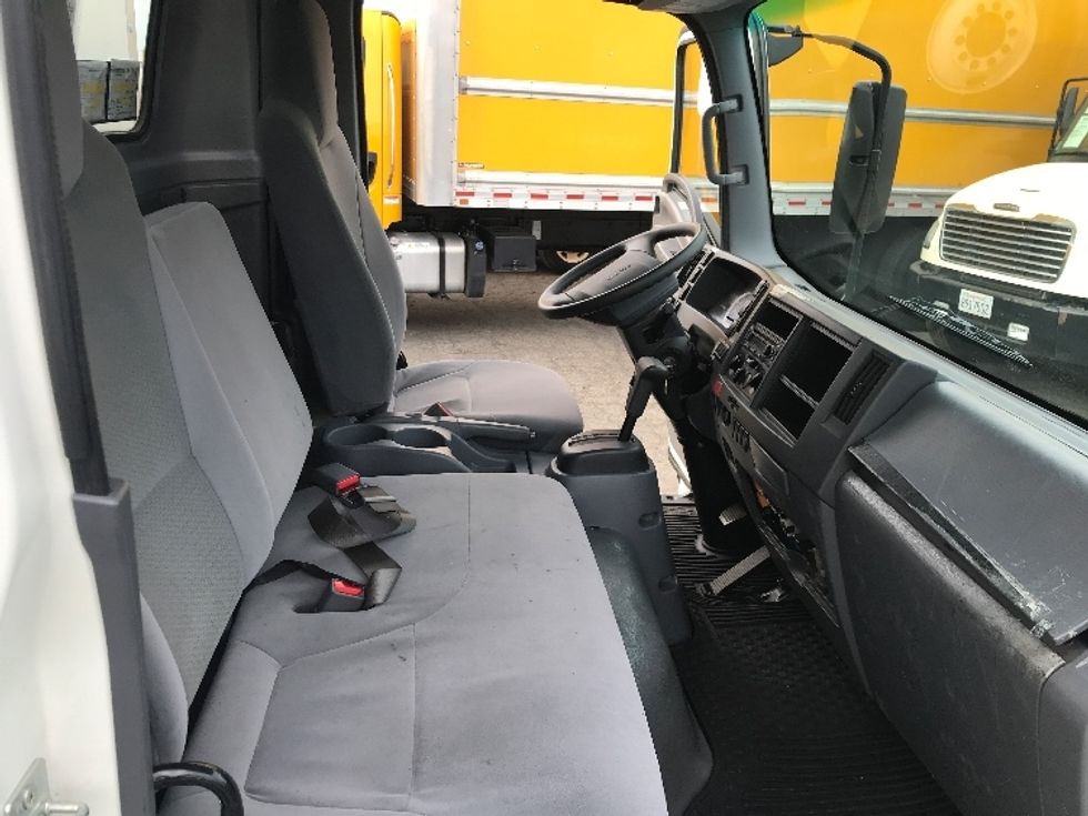 Light Duty Box Truck-Light and Medium Duty Trucks-Isuzu-2022-NPR-Ceres-CA-108,756\n\t\tmiles-$ 43,250 - Image 22