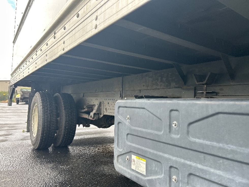 Light Duty Box Truck-Light and Medium Duty Trucks-Isuzu-2022-NPR-Ceres-CA-135,459\n\t\tmiles-$ 43,250 - Image 14