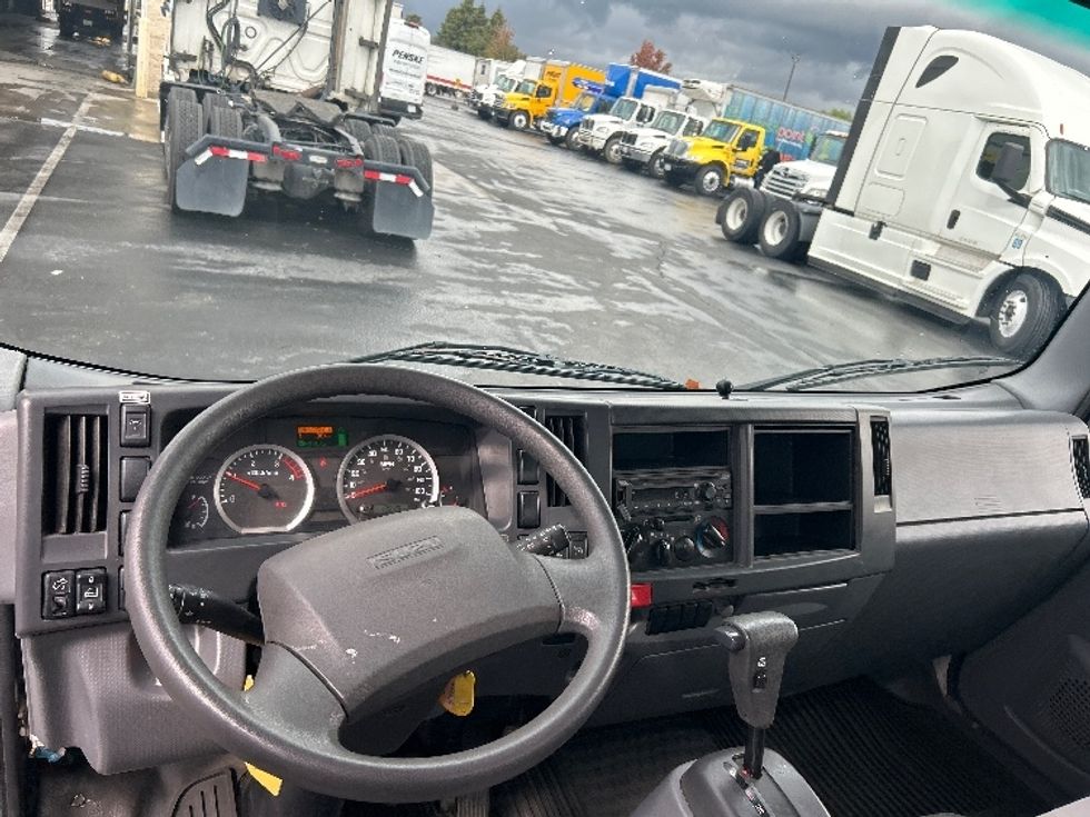 Light Duty Box Truck-Light and Medium Duty Trucks-Isuzu-2022-NPR-Ceres-CA-135,459\n\t\tmiles-$ 43,250 - Image 18