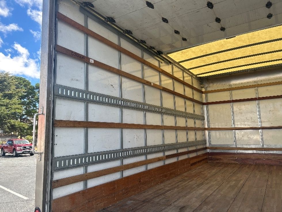 Light Duty Box Truck-Light and Medium Duty Trucks-Isuzu-2022-NPR-Charlotte-NC-145,214\n\t\tmiles-$ 39,750 - Image 11