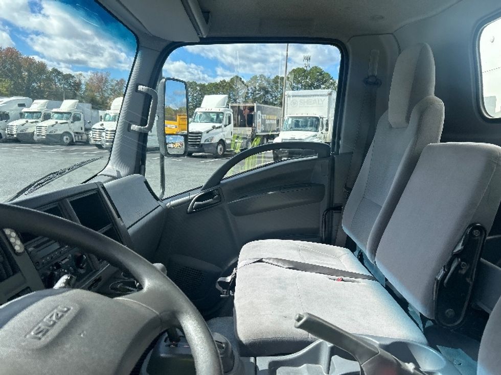Light Duty Box Truck-Light and Medium Duty Trucks-Isuzu-2022-NPR-Charlotte-NC-145,214\n\t\tmiles-$ 39,750 - Image 19
