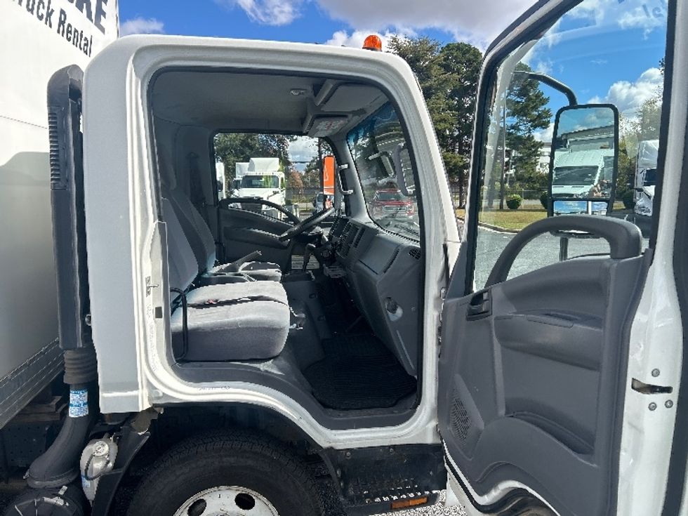Light Duty Box Truck-Light and Medium Duty Trucks-Isuzu-2022-NPR-Charlotte-NC-145,214\n\t\tmiles-$ 39,750 - Image 20