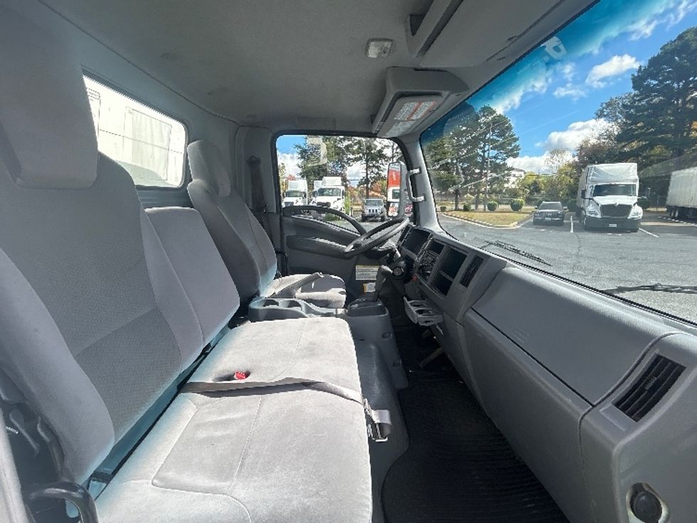 Light Duty Box Truck-Light and Medium Duty Trucks-Isuzu-2022-NPR-Charlotte-NC-145,214\n\t\tmiles-$ 39,750 - Image 22