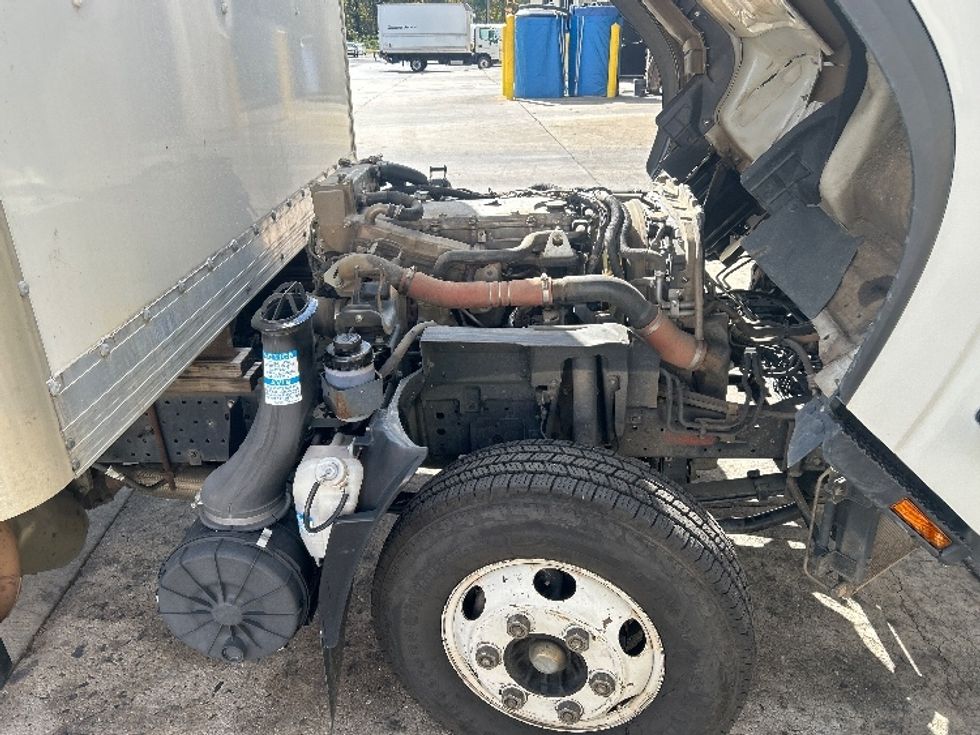 Light Duty Box Truck-Light and Medium Duty Trucks-Isuzu-2022-NPR-Charlotte-NC-145,214\n\t\tmiles-$ 39,750 - Image 23