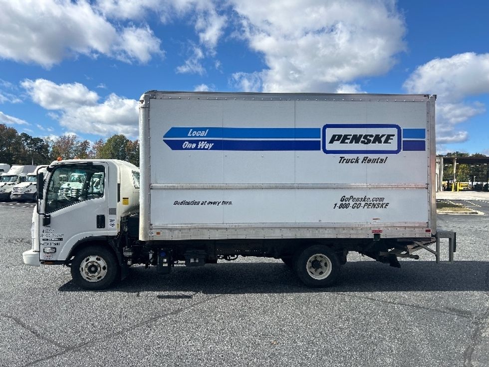 Light Duty Box Truck-Light and Medium Duty Trucks-Isuzu-2022-NPR-Charlotte-NC-145,214\n\t\tmiles-$ 39,750 - Image 4