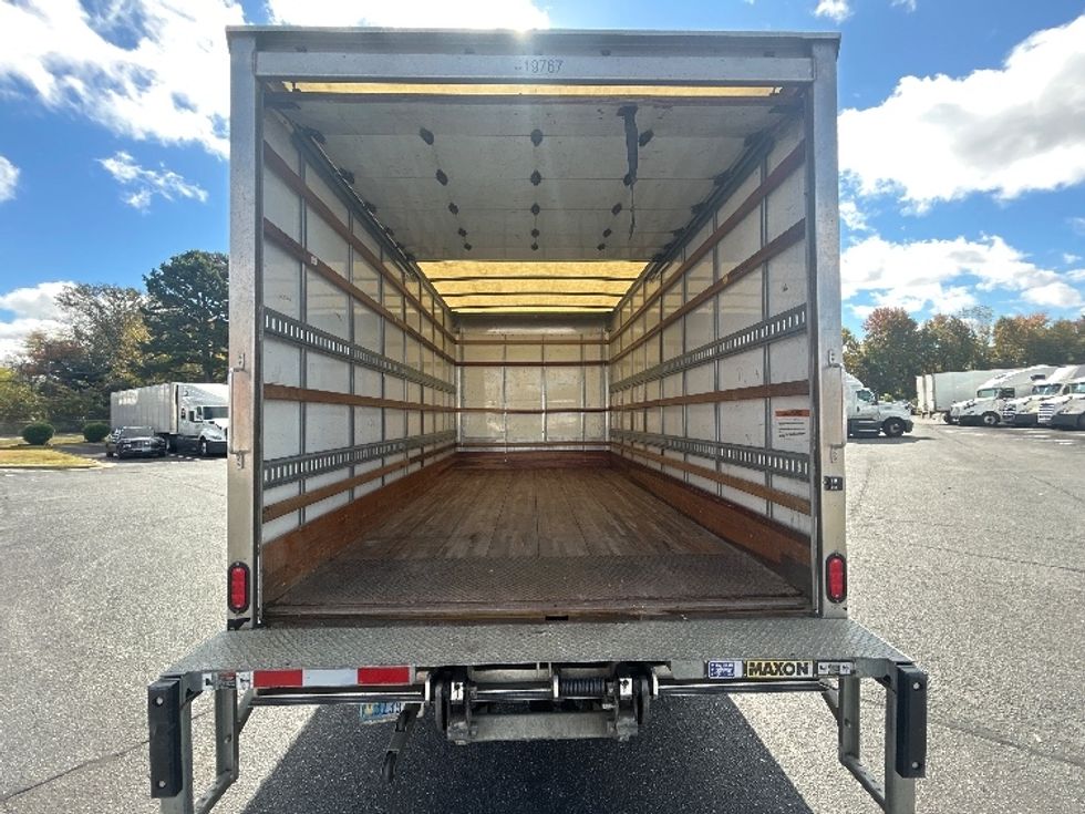 Light Duty Box Truck-Light and Medium Duty Trucks-Isuzu-2022-NPR-Charlotte-NC-145,214\n\t\tmiles-$ 39,750 - Image 8
