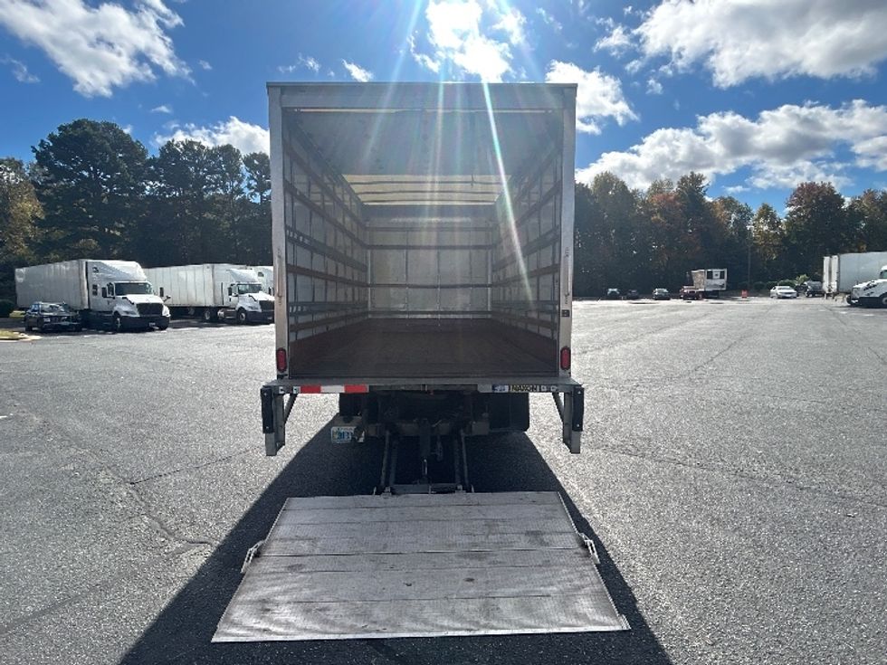 Light Duty Box Truck-Light and Medium Duty Trucks-Isuzu-2022-NPR-Charlotte-NC-145,214\n\t\tmiles-$ 39,750 - Image 9