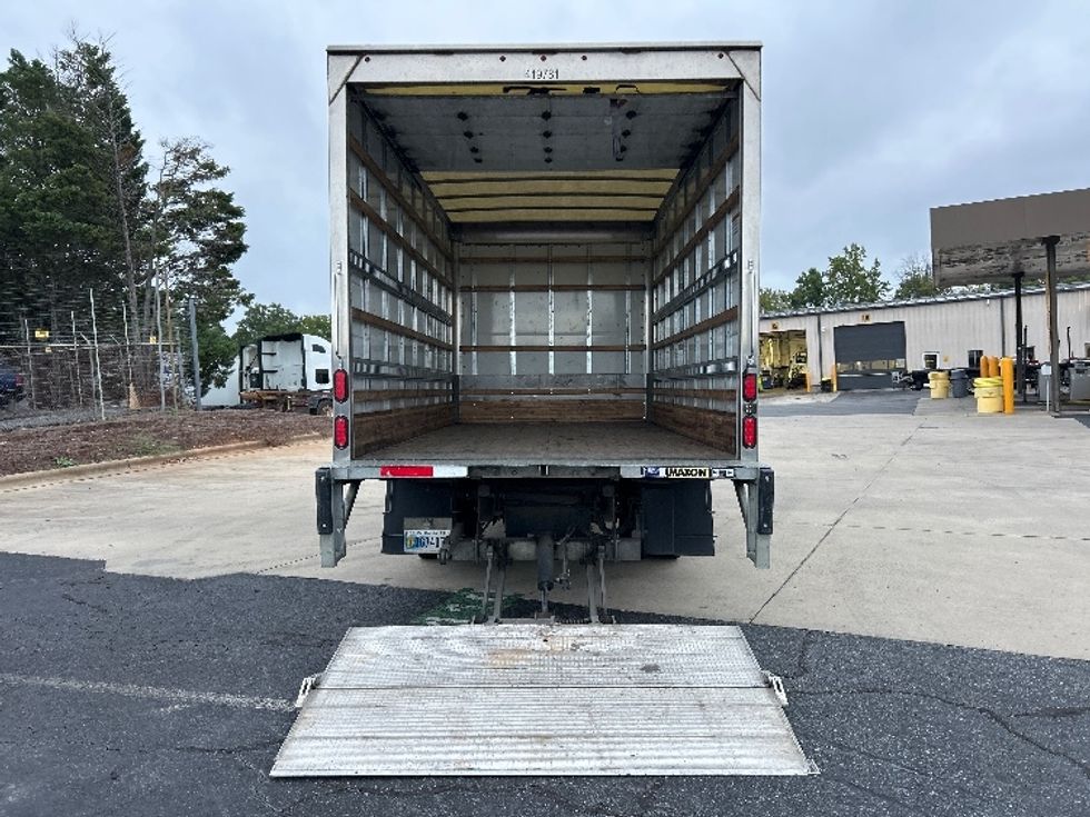 Light Duty Box Truck-Light and Medium Duty Trucks-Isuzu-2022-NPR-Charlotte-NC-165,981\n\t\tmiles-$ 36,000 - Image 9