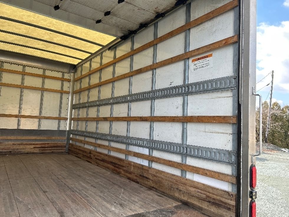 Light Duty Box Truck-Light and Medium Duty Trucks-Isuzu-2022-NPR-Charlottesville-VA-110,081\n\t\tmiles-$ 45,000 - Image 12