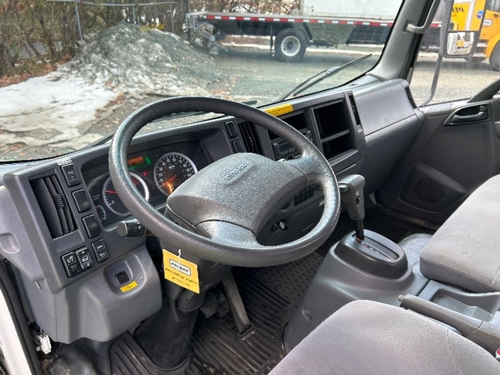 Light Duty Box Truck-Light and Medium Duty Trucks-Isuzu-2022-NPR-Charlottesville-VA-110,081\n\t\tmiles-$ 45,000 - Image 17