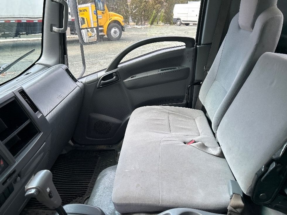 Light Duty Box Truck-Light and Medium Duty Trucks-Isuzu-2022-NPR-Charlottesville-VA-110,081\n\t\tmiles-$ 45,000 - Image 19