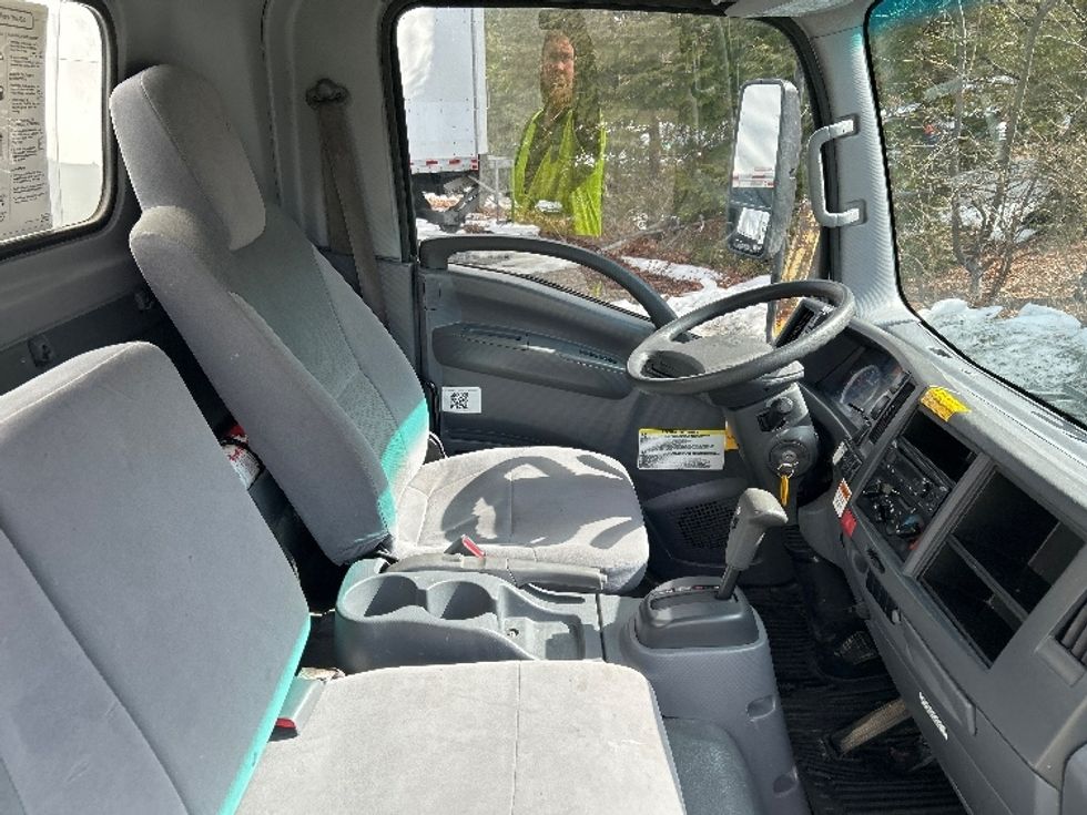 Light Duty Box Truck-Light and Medium Duty Trucks-Isuzu-2022-NPR-Charlottesville-VA-110,081\n\t\tmiles-$ 45,000 - Image 22