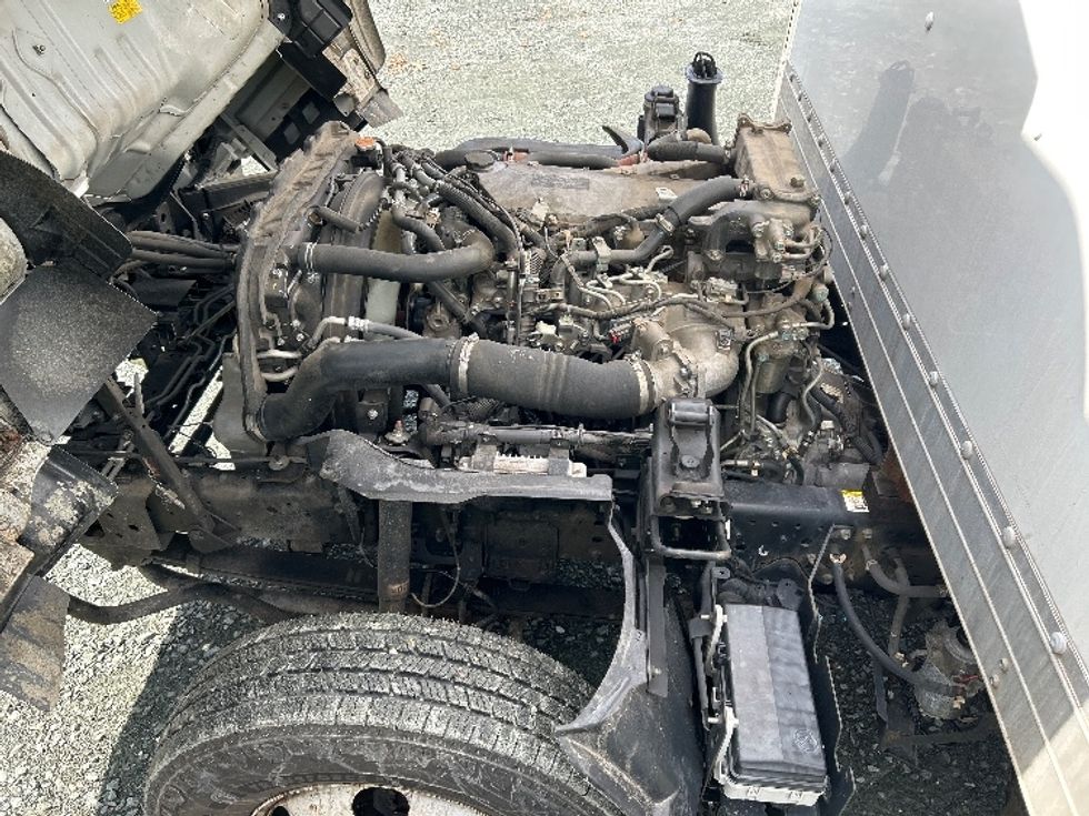 Light Duty Box Truck-Light and Medium Duty Trucks-Isuzu-2022-NPR-Charlottesville-VA-110,081\n\t\tmiles-$ 45,000 - Image 24