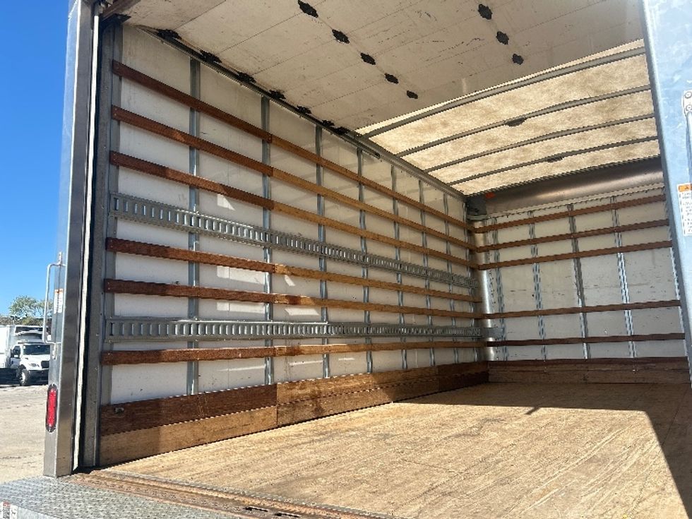 Light Duty Box Truck-Light and Medium Duty Trucks-Isuzu-2022-NPR-Chicago (Melrose Park)-IL-69,273\n\t\tmiles-$ 53,250 - Image 11