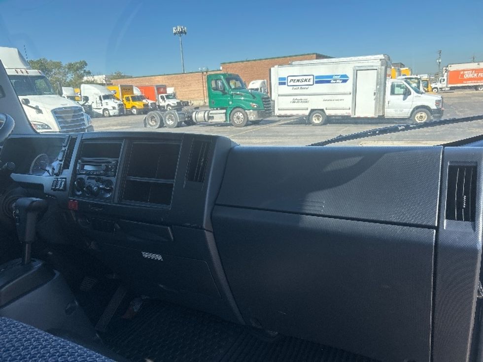 Light Duty Box Truck-Light and Medium Duty Trucks-Isuzu-2022-NPR-Chicago (Melrose Park)-IL-69,273\n\t\tmiles-$ 53,250 - Image 21