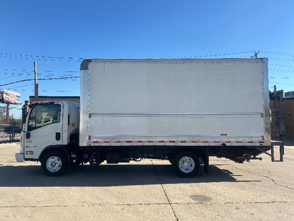 Light Duty Box Truck-Light and Medium Duty Trucks-Isuzu-2022-NPR-Chicago (Melrose Park)-IL-69,273\n\t\tmiles-$ 53,250 - Image 4