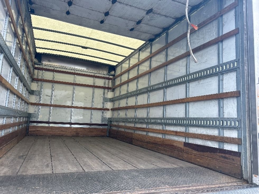 Light Duty Box Truck-Light and Medium Duty Trucks-Isuzu-2022-NPR-Clackamas-OR-164,436\n\t\tmiles-$ 37,750 - Image 12