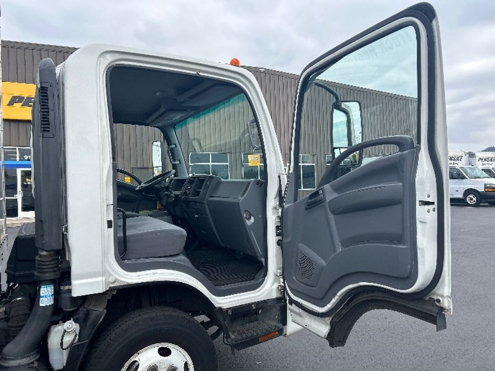 Light Duty Box Truck-Light and Medium Duty Trucks-Isuzu-2022-NPR-Clackamas-OR-164,436\n\t\tmiles-$ 37,750 - Image 20