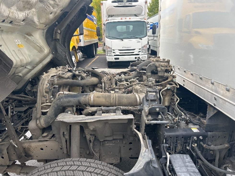 Light Duty Box Truck-Light and Medium Duty Trucks-Isuzu-2022-NPR-Clackamas-OR-164,436\n\t\tmiles-$ 37,750 - Image 24