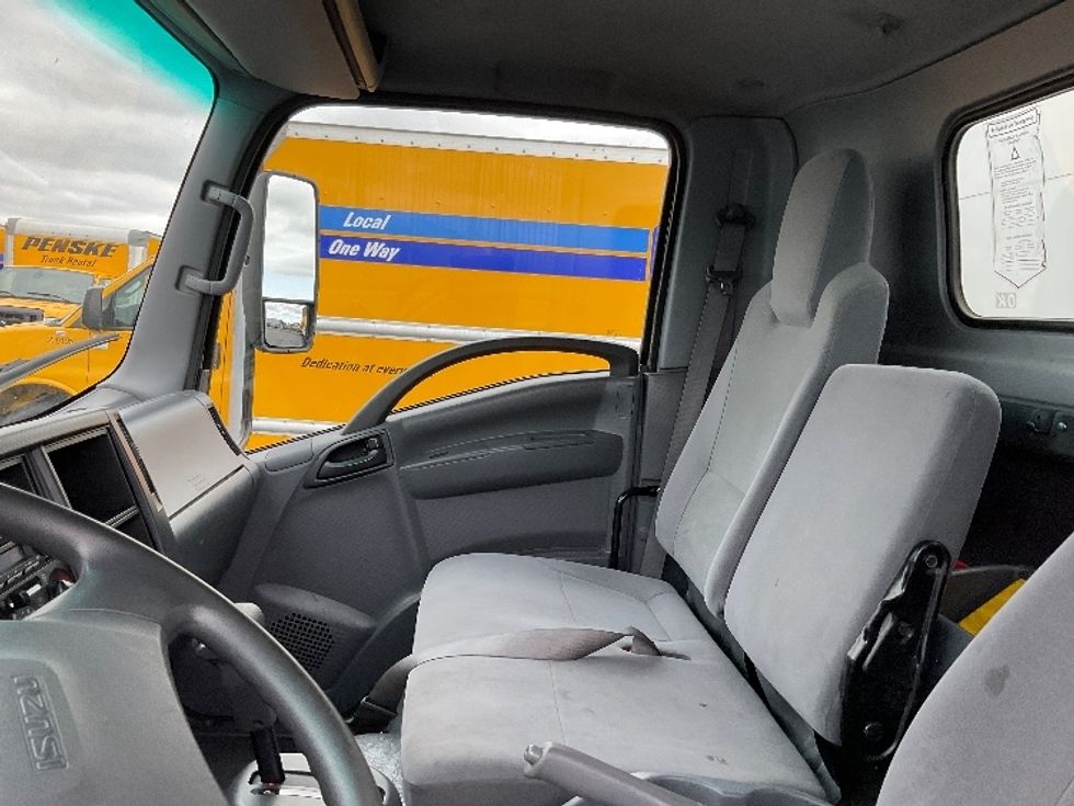 Light Duty Box Truck-Light and Medium Duty Trucks-Isuzu-2022-NPR-Denver-CO-69,726\n\t\tmiles-$ 53,000 - Image 19