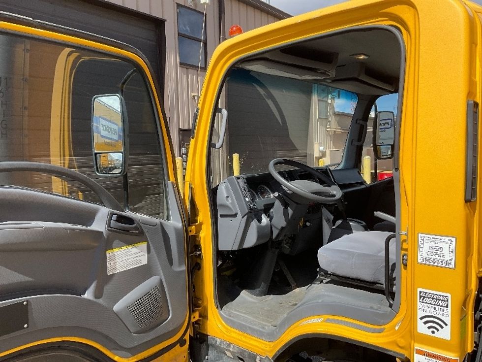 Light Duty Box Truck-Light and Medium Duty Trucks-Isuzu-2022-NPR-Denver-CO-93,665\n\t\tmiles-$ 47,250 - Image 16