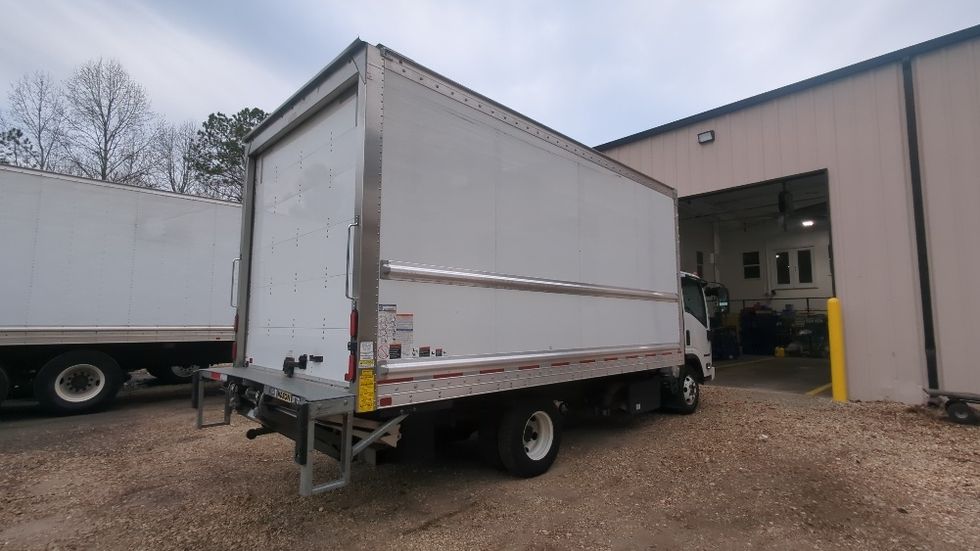 Light Duty Box Truck-Light and Medium Duty Trucks-Isuzu-2022-NPR-Duluth-GA-136,036\n\t\tmiles-$ 40,000 - Image 13
