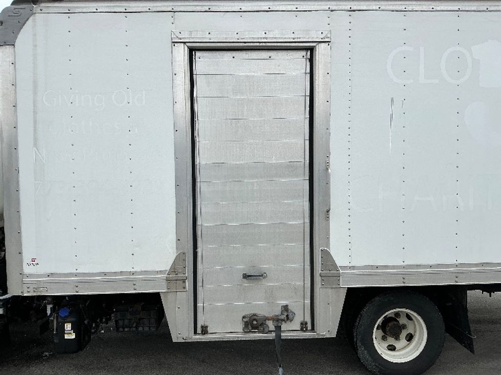 Light Duty Box Truck-Light and Medium Duty Trucks-Isuzu-2022-NPR-East Chicago-IN-106,626\n\t\tmiles-$ 39,750 - Image 24