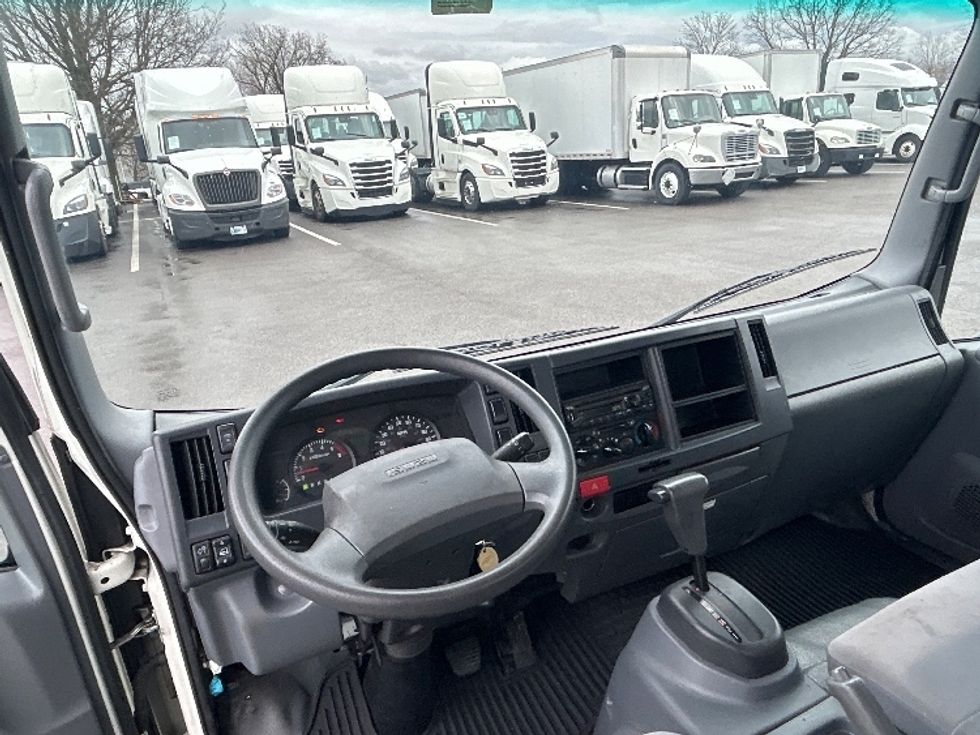 Light Duty Box Truck-Light and Medium Duty Trucks-Isuzu-2022-NPR EFI-Dayton-OH-177,538\n\t\tmiles-$ 26,000 - Image 18
