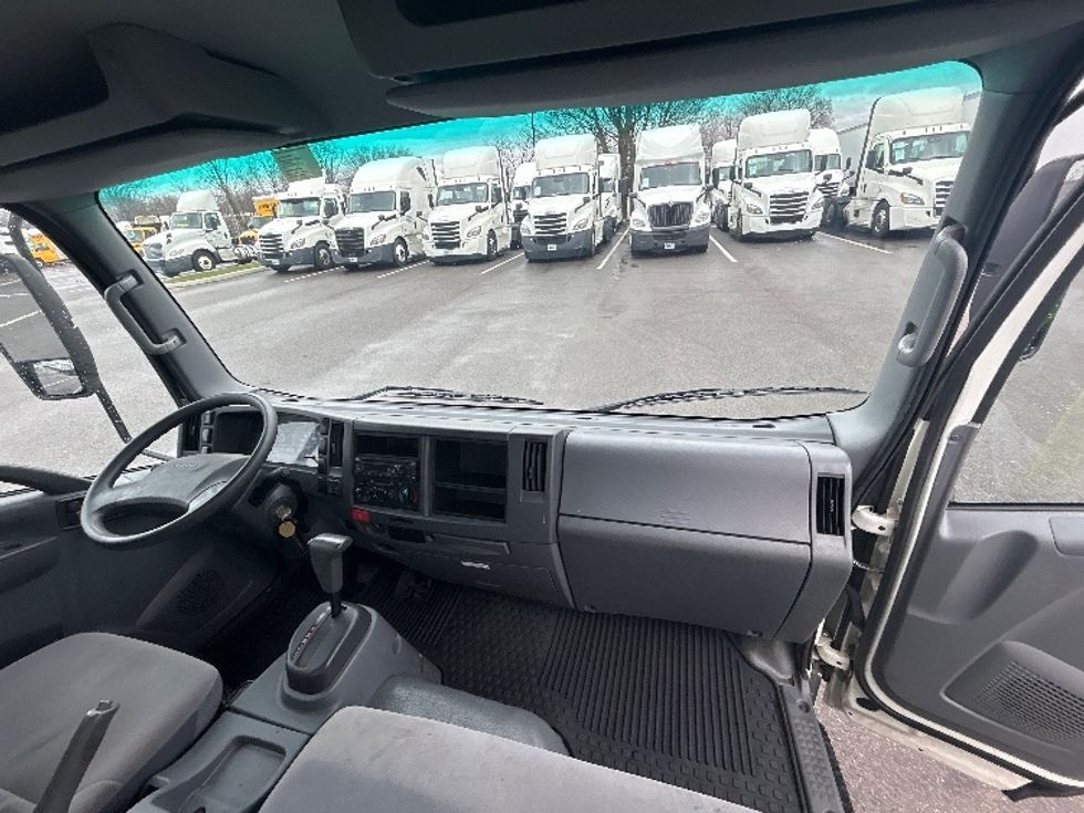 Light Duty Box Truck-Light and Medium Duty Trucks-Isuzu-2022-NPR EFI-Dayton-OH-177,538\n\t\tmiles-$ 26,000 - Image 21