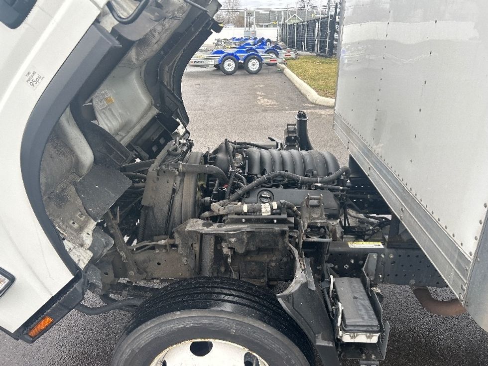 Light Duty Box Truck-Light and Medium Duty Trucks-Isuzu-2022-NPR EFI-Dayton-OH-177,538\n\t\tmiles-$ 26,000 - Image 24