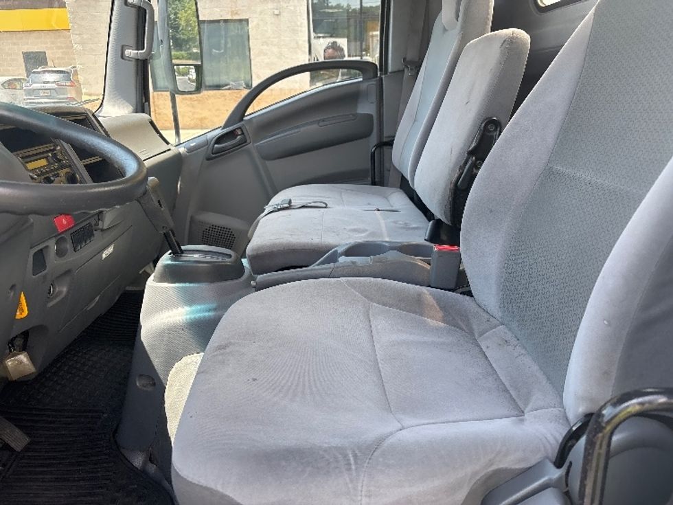 Light Duty Box Truck-Light and Medium Duty Trucks-Isuzu-2022-NPR EFI-Forest Park-GA-103,328\n\t\tmiles-$ 43,750 - Image 19