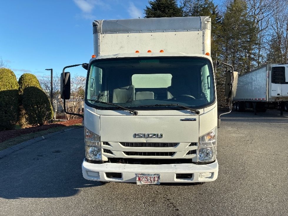 Light Duty Box Truck-Light and Medium Duty Trucks-Isuzu-2022-NPR EFI-Franklin-MA-103,586\n\t\tmiles-$ 38,500 - Image 2