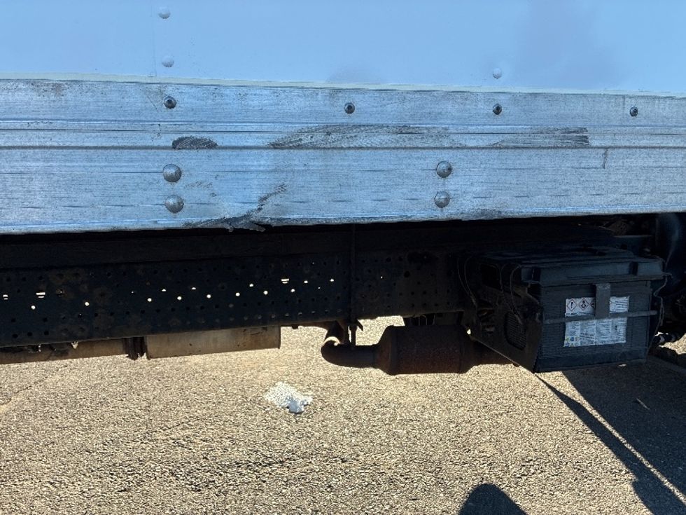 Light Duty Box Truck-Light and Medium Duty Trucks-Isuzu-2022-NPR EFI-Franklin-MA-103,586\n\t\tmiles-$ 38,500 - Image 25