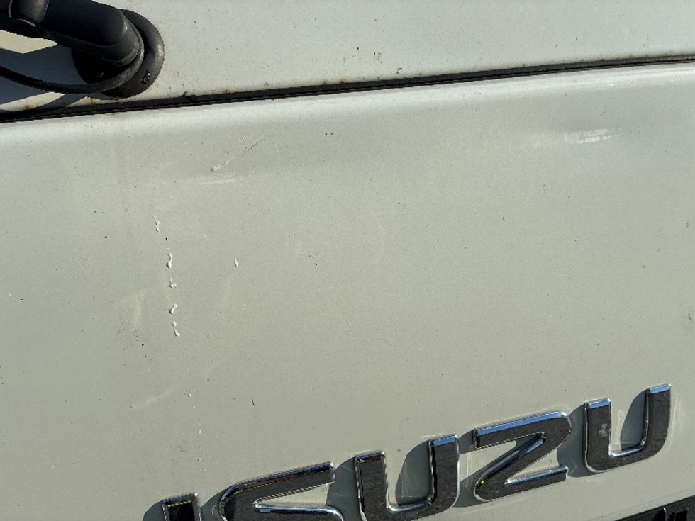 Light Duty Box Truck-Light and Medium Duty Trucks-Isuzu-2022-NPR EFI-Franklin-MA-103,586\n\t\tmiles-$ 38,500 - Image 27