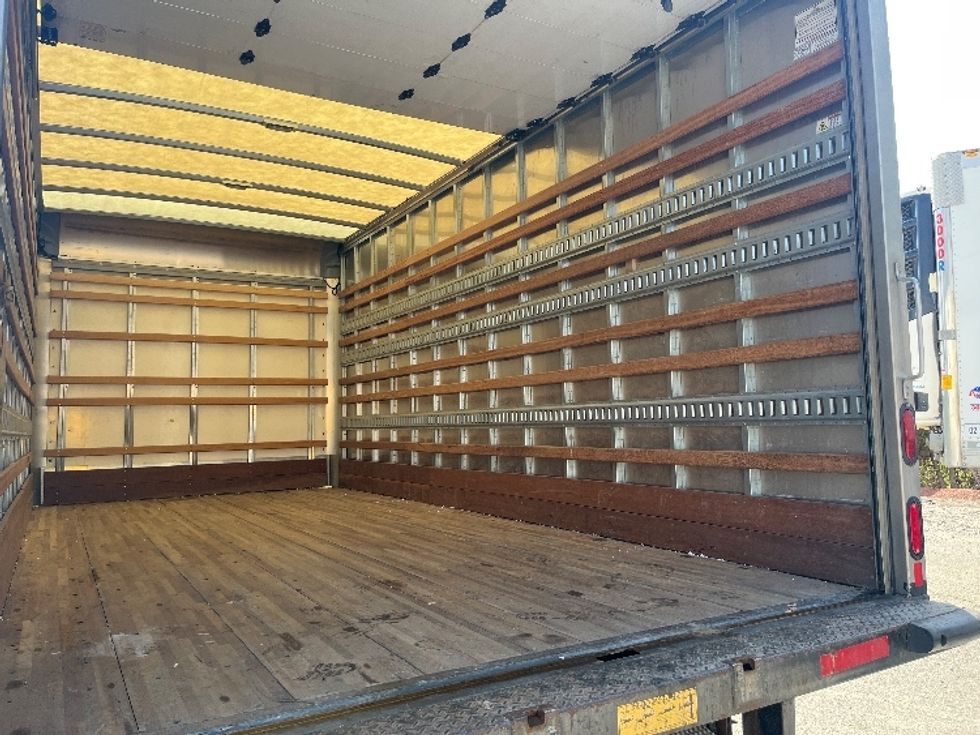 Light Duty Box Truck-Light and Medium Duty Trucks-Isuzu-2022-NPR EFI-Franklin-MA-68,387\n\t\tmiles-$ 40,750 - Image 12