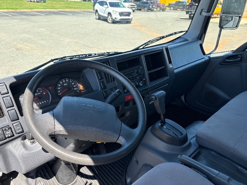 Light Duty Box Truck-Light and Medium Duty Trucks-Isuzu-2022-NPR EFI-Greensboro-NC-108,585\n\t\tmiles-$ 42,750 - Image 17