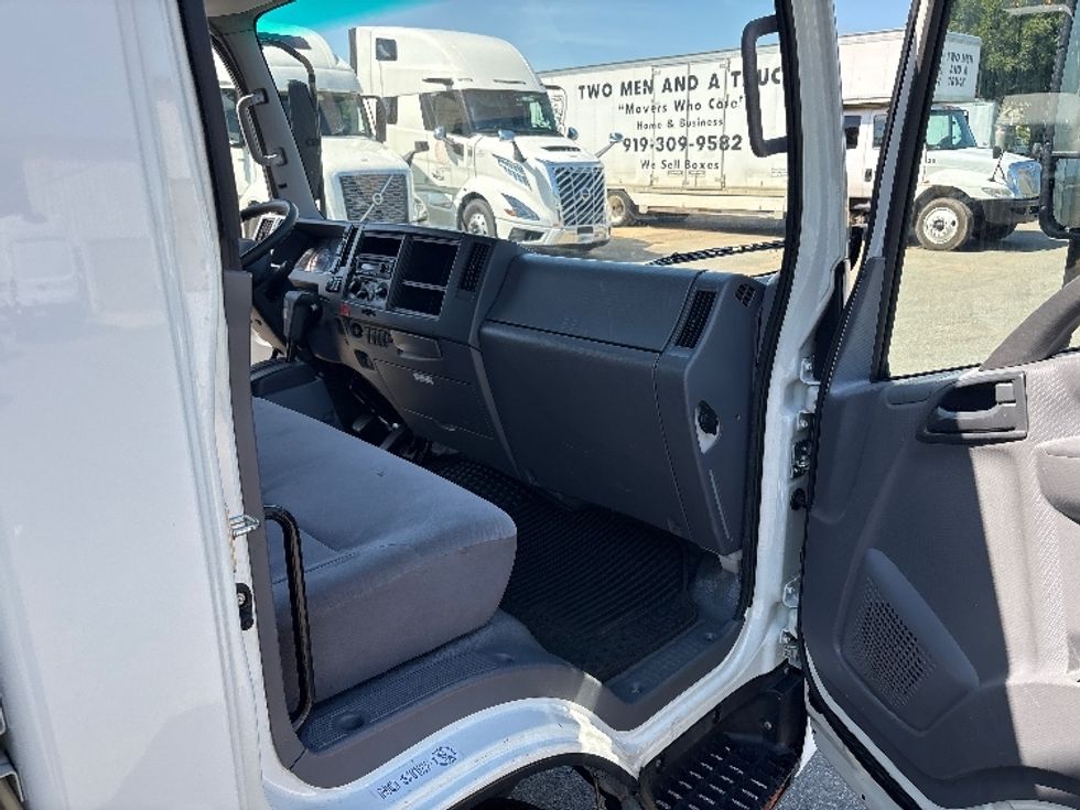 Light Duty Box Truck-Light and Medium Duty Trucks-Isuzu-2022-NPR EFI-Greensboro-NC-108,585\n\t\tmiles-$ 42,750 - Image 20