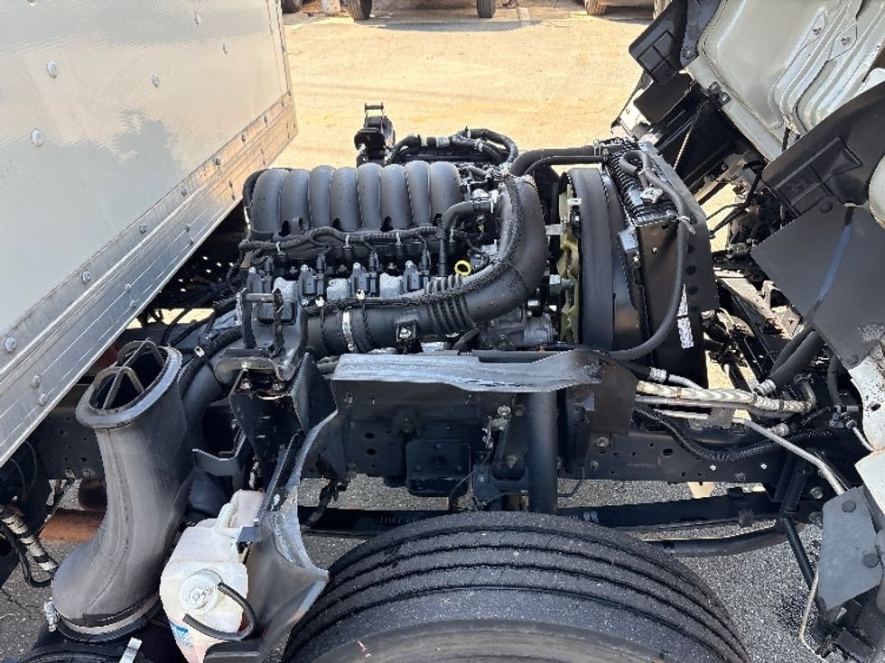 Light Duty Box Truck-Light and Medium Duty Trucks-Isuzu-2022-NPR EFI-Greensboro-NC-108,585\n\t\tmiles-$ 42,750 - Image 23