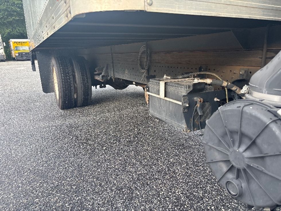 Light Duty Box Truck-Light and Medium Duty Trucks-Isuzu-2022-NPR EFI-Greer-SC-69,199\n\t\tmiles-$ 48,000 - Image 14