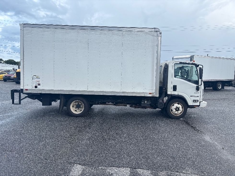 Light Duty Box Truck-Light and Medium Duty Trucks-Isuzu-2022-NPR EFI-Greer-SC-69,199\n\t\tmiles-$ 48,000 - Image 15