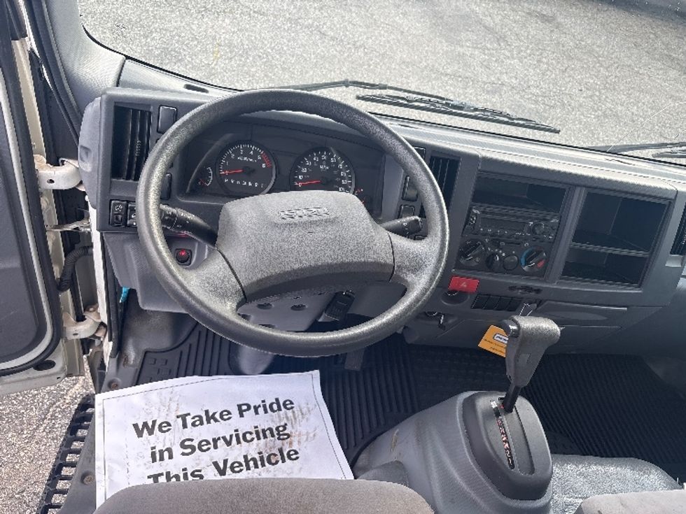 Light Duty Box Truck-Light and Medium Duty Trucks-Isuzu-2022-NPR EFI-Greer-SC-69,199\n\t\tmiles-$ 48,000 - Image 18