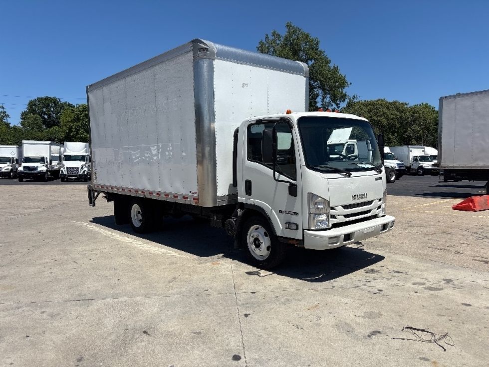 Light Duty Box Truck-Light and Medium Duty Trucks-Isuzu-2022-NPR EFI-Indianapolis-IN-114,662\n\t\tmiles-$ 38,000 - Image 1