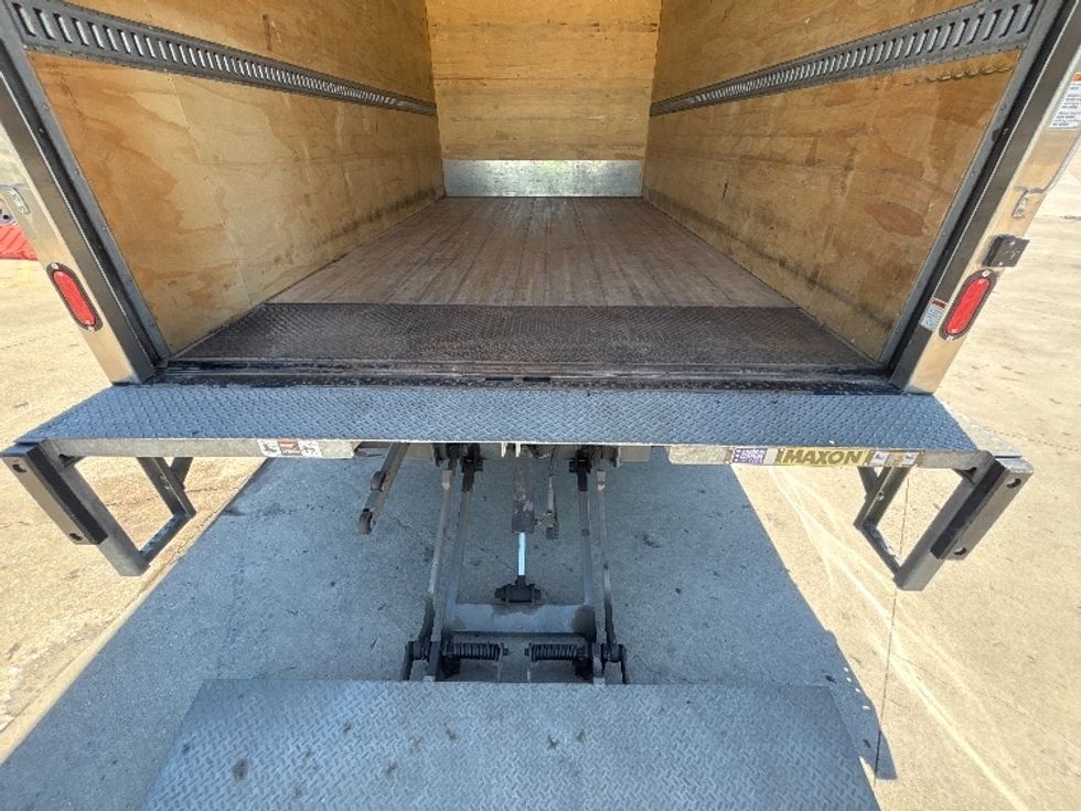 Light Duty Box Truck-Light and Medium Duty Trucks-Isuzu-2022-NPR EFI-Indianapolis-IN-114,662\n\t\tmiles-$ 38,000 - Image 10