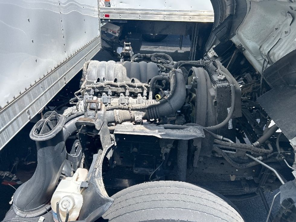 Light Duty Box Truck-Light and Medium Duty Trucks-Isuzu-2022-NPR EFI-Indianapolis-IN-114,662\n\t\tmiles-$ 38,000 - Image 24