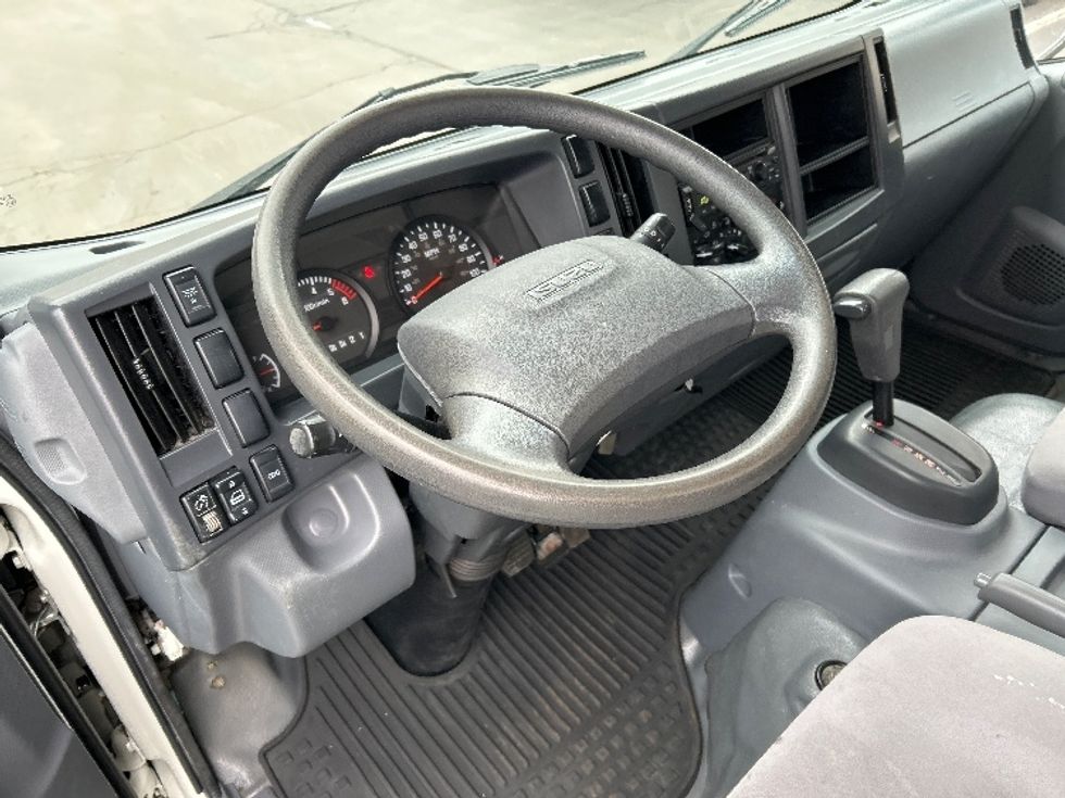 Light Duty Box Truck-Light and Medium Duty Trucks-Isuzu-2022-NPR EFI-Jessup-PA-110,061\n\t\tmiles-$ 39,250 - Image 16