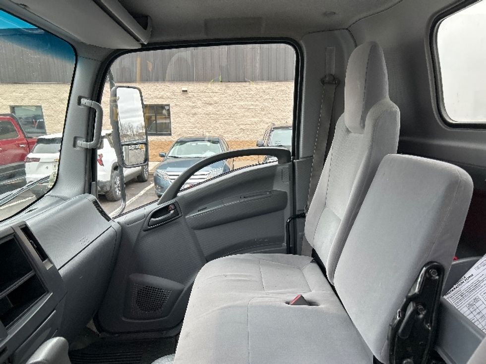 Light Duty Box Truck-Light and Medium Duty Trucks-Isuzu-2022-NPR EFI-Jessup-PA-110,061\n\t\tmiles-$ 39,250 - Image 18